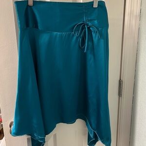 NWT Y2K Vintage Star City Teal Asymmetrical Shark Bite Midi Satin Skirt